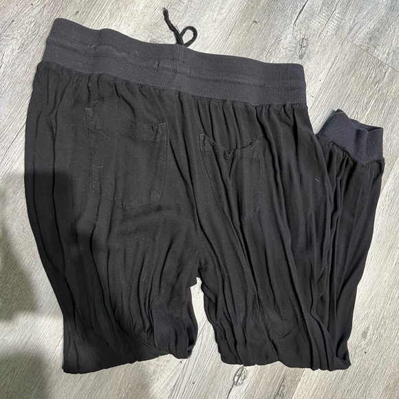 Pants - Picture 2 of 5